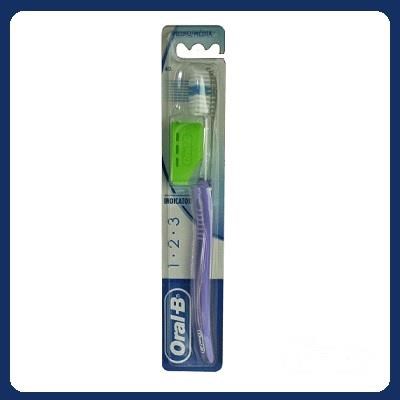 ORAL B Indicator spazzolino medio
